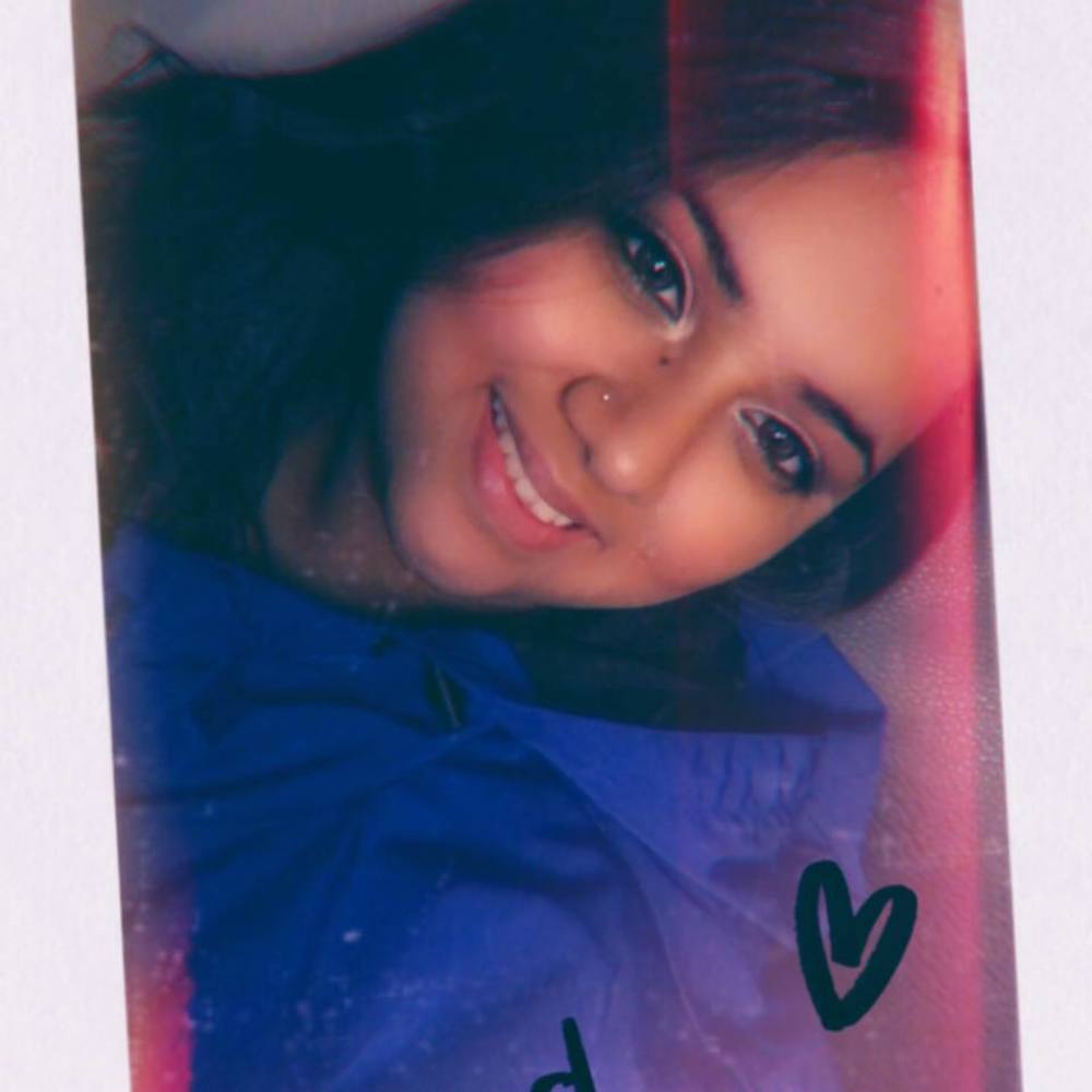 Meet your Posher, Ana